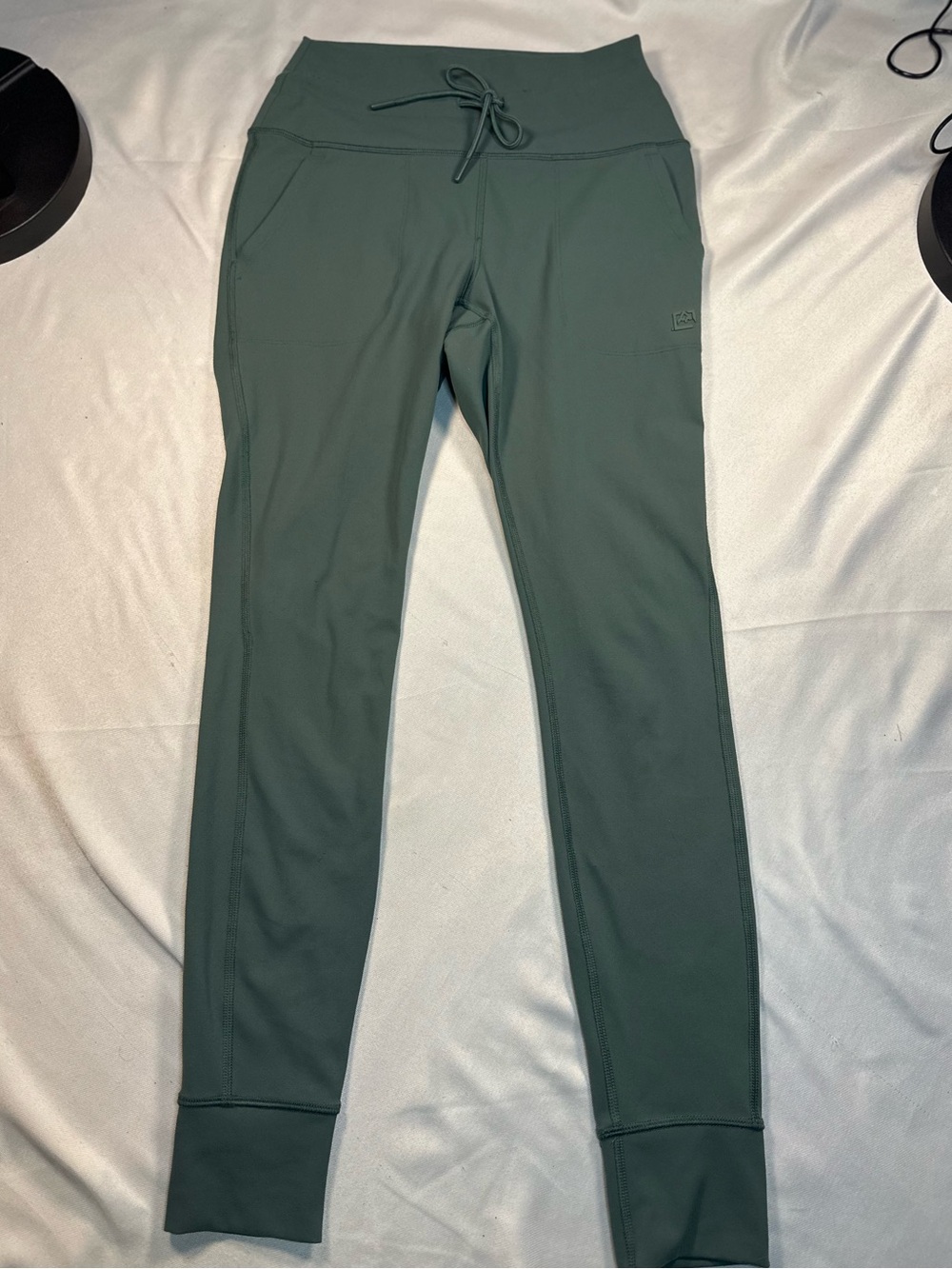 Avalanche Deep Green Leggings‎ with Drawstring Waist - Picture 3 of 8